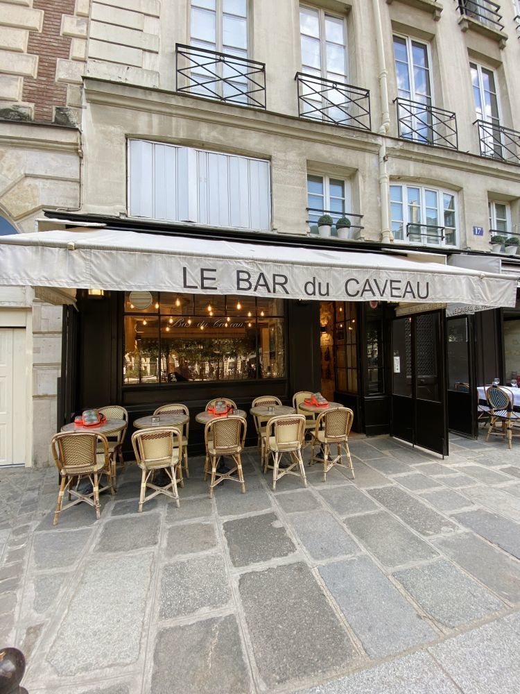 Bar du Caveau - Place Dauphine